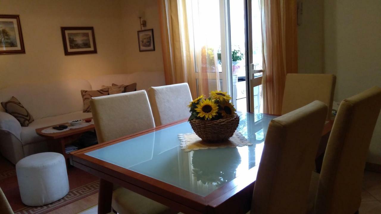 Apartment Tatjana Vis Zewnętrze zdjęcie